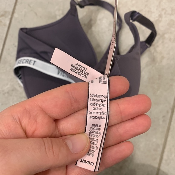 victoria’s secret bra - Picture 6 of 7